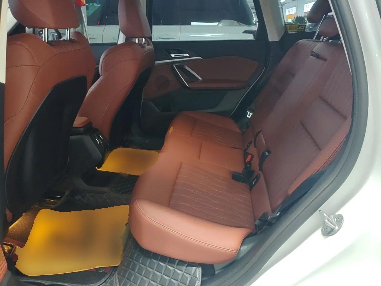 BMW iX1 2025 eDrive25L M Sport Package — миниатюра 20