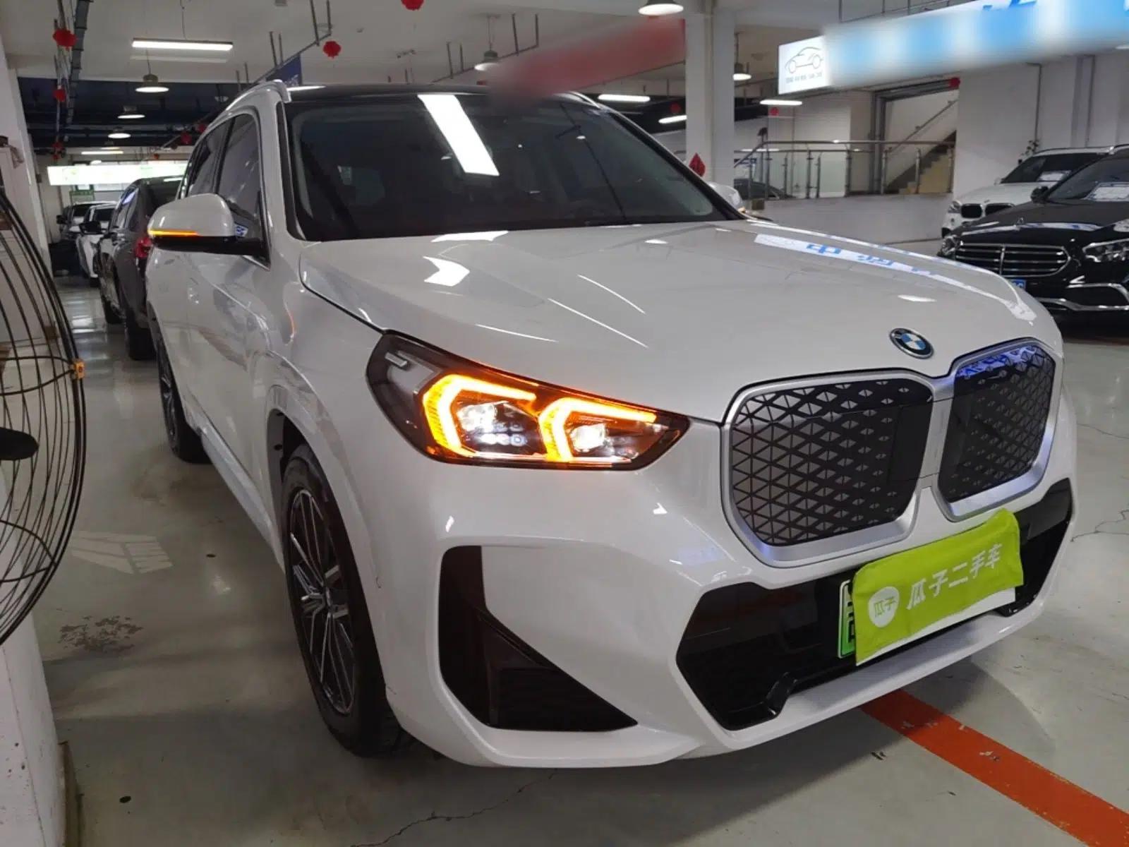 BMW iX1 2025 eDrive25L M Sport Package — миниатюра 3