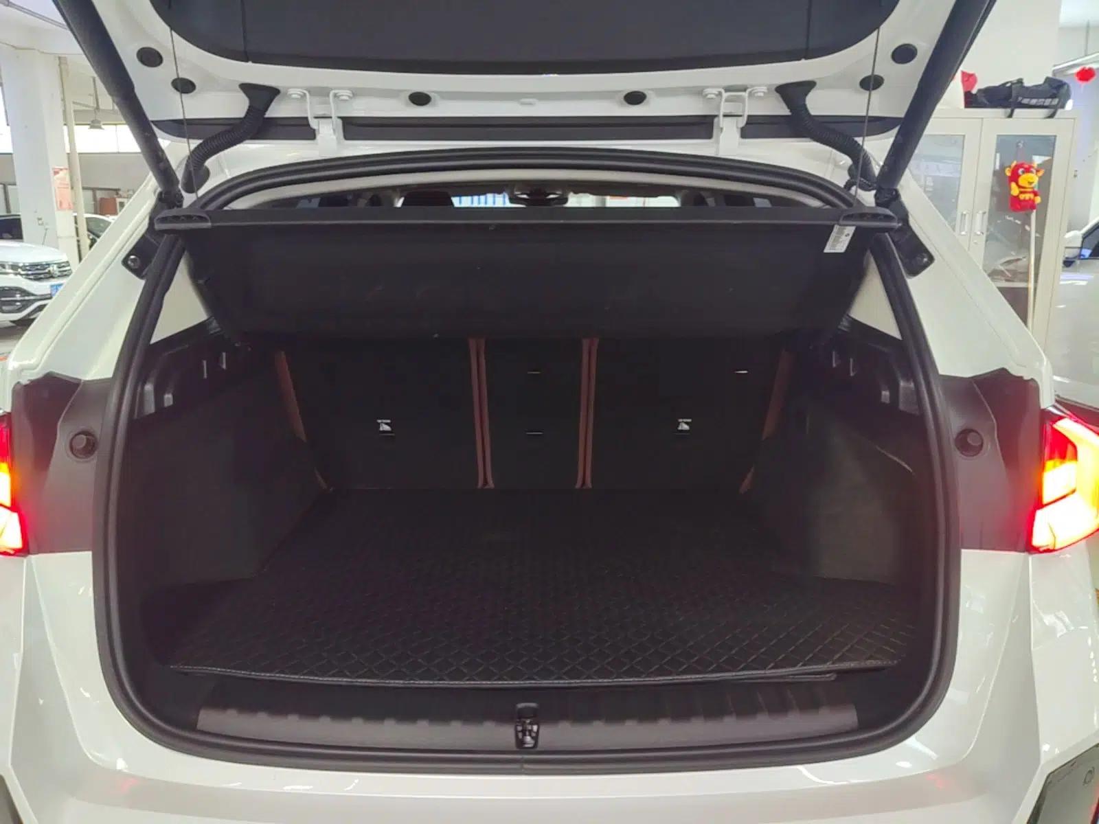 BMW iX1 2025 eDrive25L M Sport Package — миниатюра 22