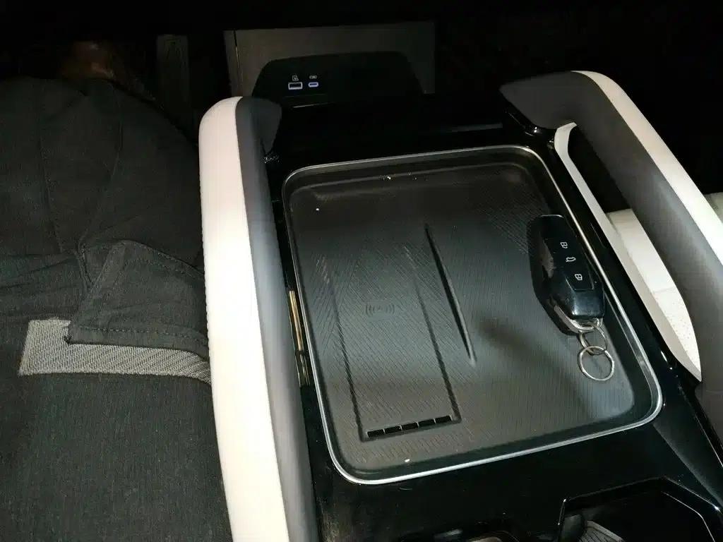 iCAR 03 2024 Model 501km 2WD Long Range Version — миниатюра 9