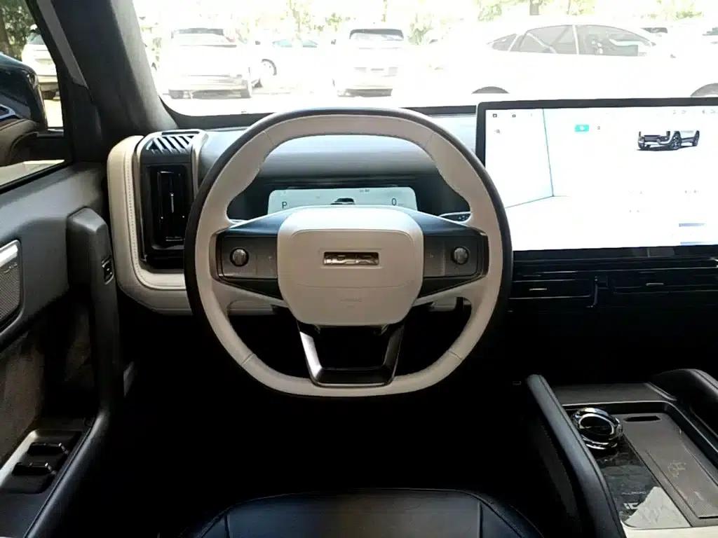 iCAR 03T 2024 Model 501km Four-Wheel Drive Long Range Version — миниатюра 11