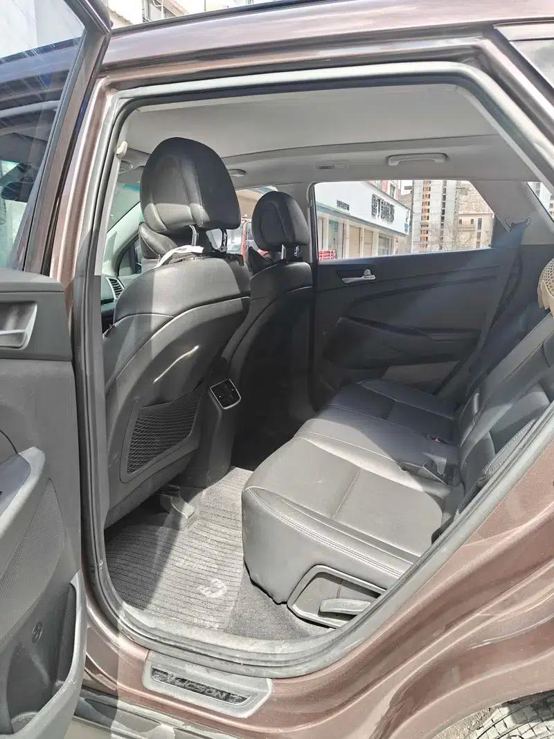 Tucson 2015 1.6T Dual-Clutch Two-Wheel Drive Intelligent Model — миниатюра 9