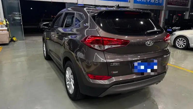 Tucson 2018 1.6T Dual-Clutch Two-Wheel Drive 15th Anniversary Special Edition — миниатюра 3