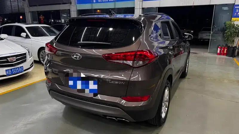 Tucson 2018 1.6T Dual-Clutch Two-Wheel Drive 15th Anniversary Special Edition — миниатюра 5