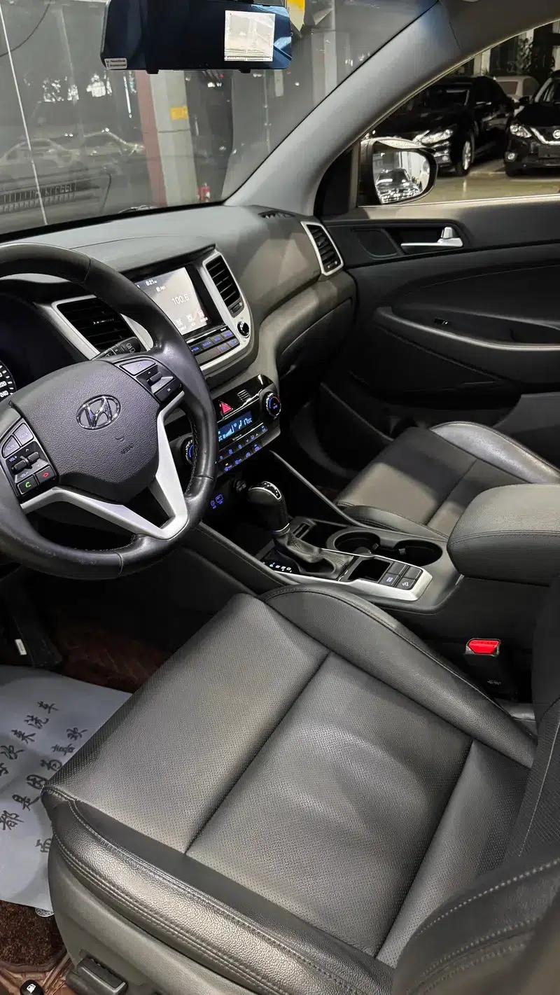 Tucson 2018 1.6T Dual-Clutch Two-Wheel Drive 15th Anniversary Special Edition — миниатюра 9