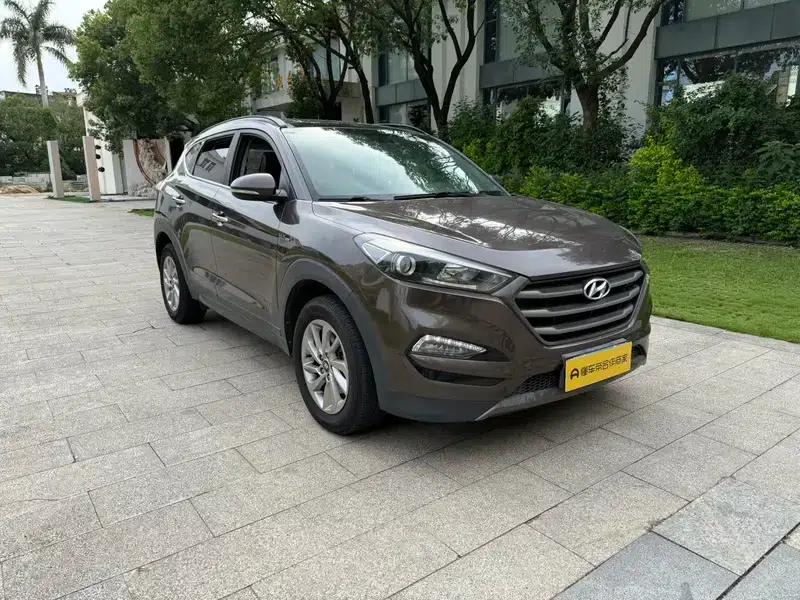 Tucson 2015 1.6T Dual-Clutch Two-Wheel Drive Intelligent Model — миниатюра 3