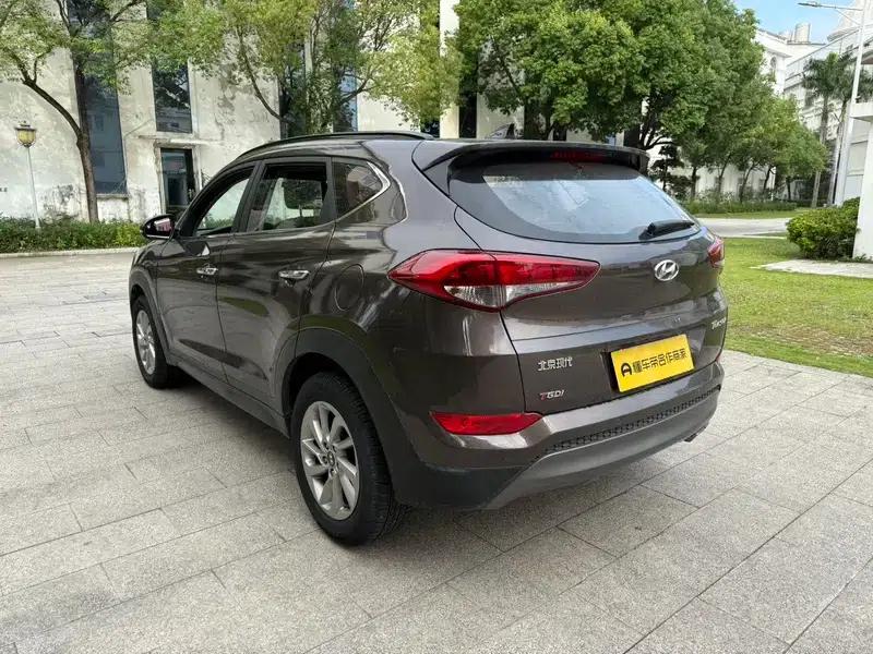 Tucson 2015 1.6T Dual-Clutch Two-Wheel Drive Intelligent Model — миниатюра 4