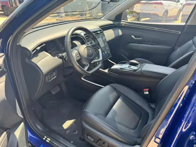 2022 Tucson L 2.0L HEV LUX Hybrid Premium Edition — миниатюра 8