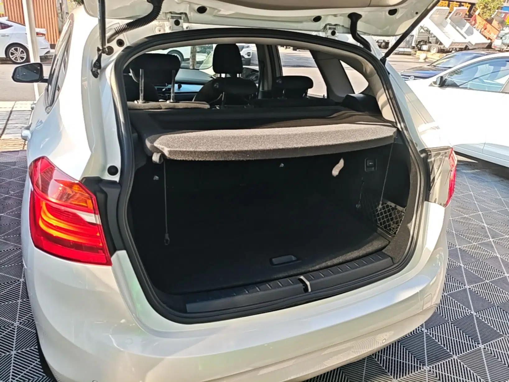 BMW 2 Series Active Tourer 2016 218i Leading Model — миниатюра 22
