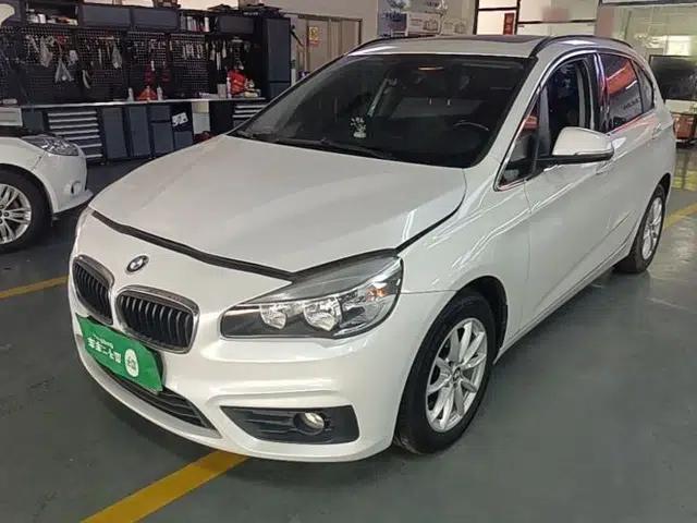 BMW 2 Series Active Tourer 2016 218i Fashion Model