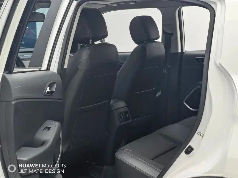 Hyundai ix35 2018 2.0L Automatic 2WD Smart & Enjoy Edition — миниатюра 10