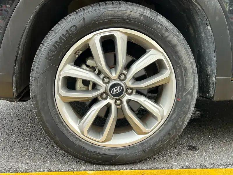 Hyundai ix35 2020 2.0L Automatic 2WD Smart & Enjoy Edition — миниатюра 11