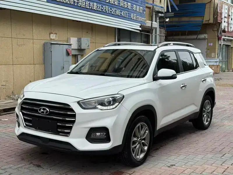 Hyundai ix35 2018 2.0L Automatic 2WD Smart & Connected Edition — миниатюра 1