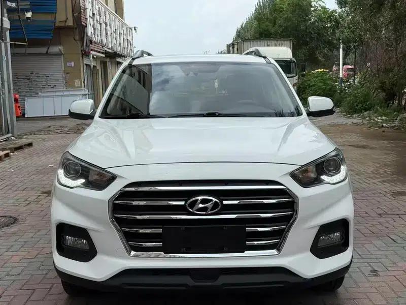 Hyundai ix35 2018 2.0L Automatic 2WD Smart & Connected Edition — миниатюра 2