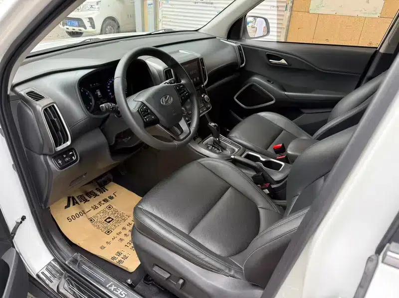 Hyundai ix35 2018 2.0L Automatic 2WD Smart & Connected Edition — миниатюра 8