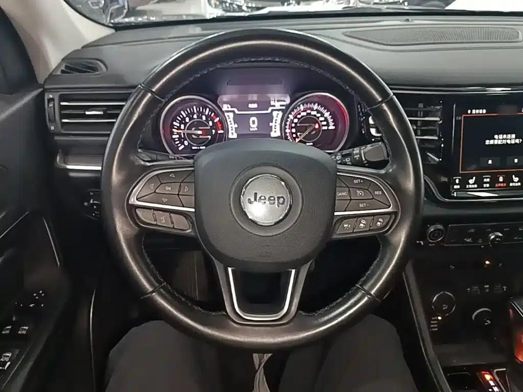Grand Commander 2020 2.0T AWD Elite Enhanced Edition — миниатюра 11