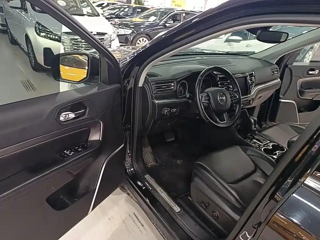Grand Commander 2020 2.0T AWD Elite Enhanced Edition — миниатюра 16