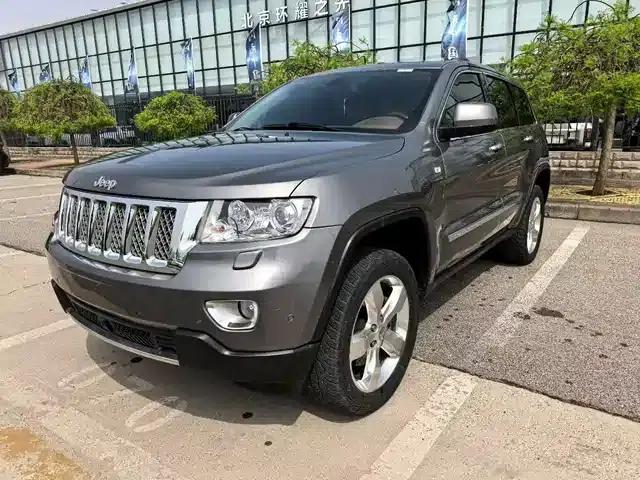 2013 Jeep Grand Cherokee 3.6L Flagship Premium Edition (Imported)