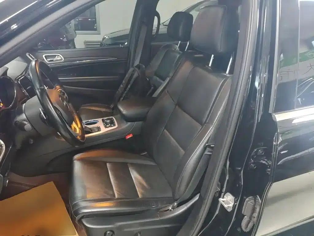 2020 Jeep Grand Cherokee 3.0L Elite Navigation Edition (Imported) — миниатюра 15