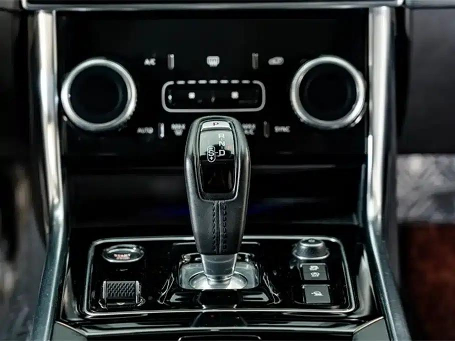 Jaguar XEL 2020 2.0T 200PS S Progressive Elegance Edition — миниатюра 14