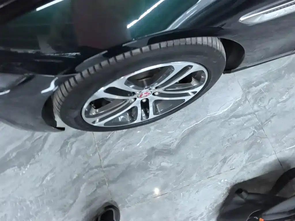 2023 Jaguar XEL 2.0T 250PS R-DYNAMIC S Progressive Sport Edition — миниатюра 23