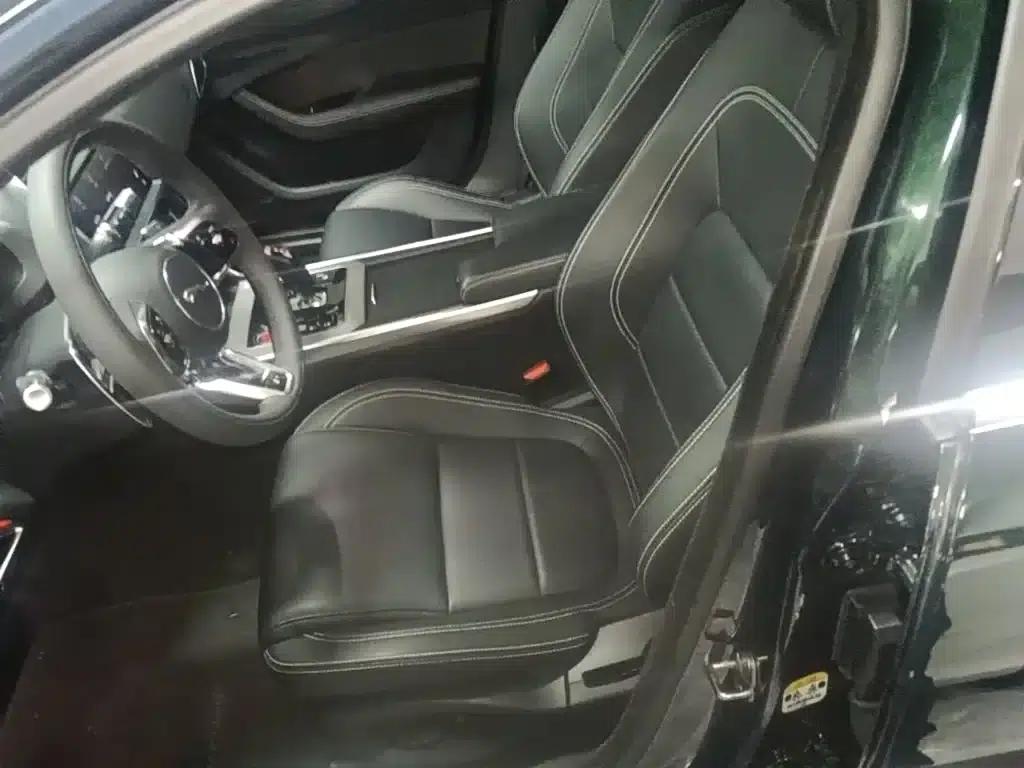 Jaguar XEL 2021 2.0T 200PS R-DYNAMIC Youth Sport Edition — миниатюра 15