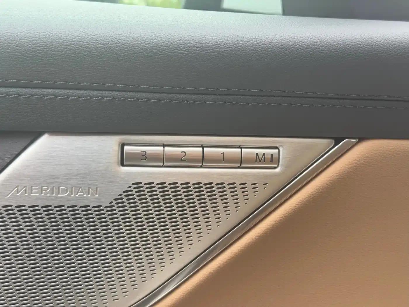 Jaguar XFL 2025 2.0T P250 2WD Luxury Edition — миниатюра 15