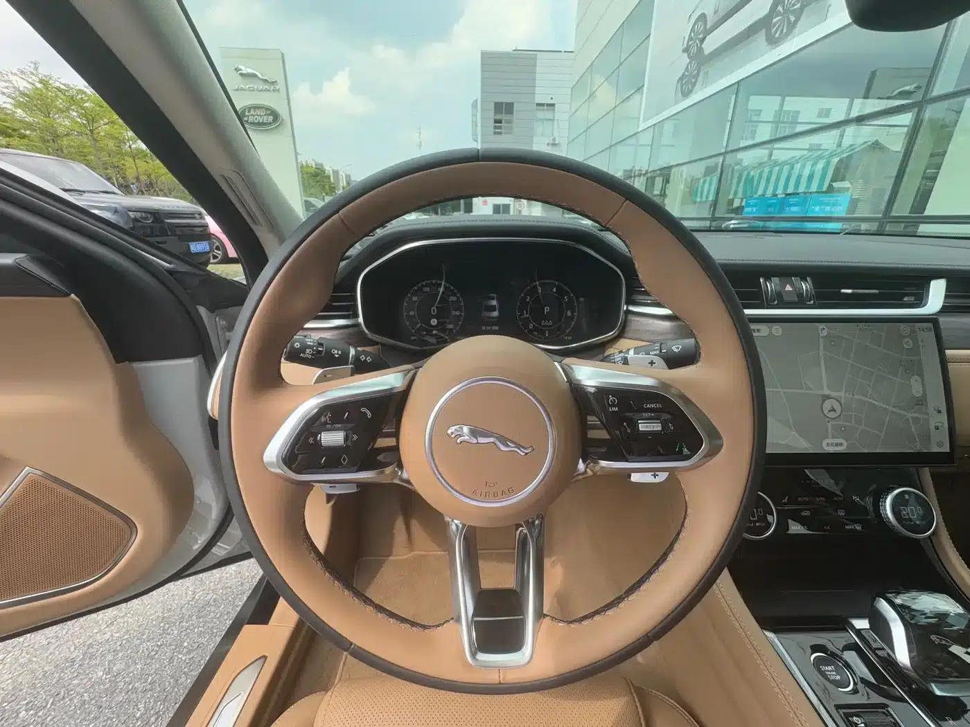 Jaguar XFL 2025 2.0T P250 2WD Luxury Edition — миниатюра 16