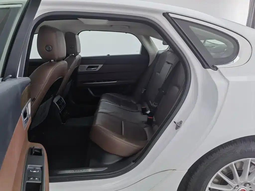2017 Jaguar XFL 2.0T 200PS Luxury Edition — миниатюра 15