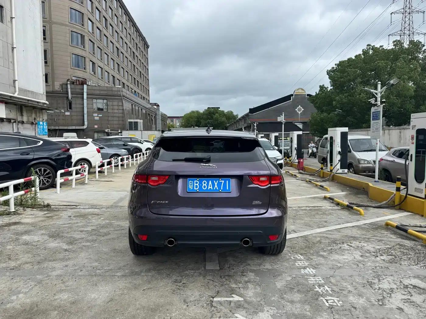 2018 Jaguar F-PACE Facelift 2.0T AWD R-Sport Edition — миниатюра 17