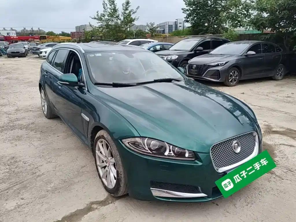 2014 Jaguar XF 2.0T Luxury Edition — миниатюра 4