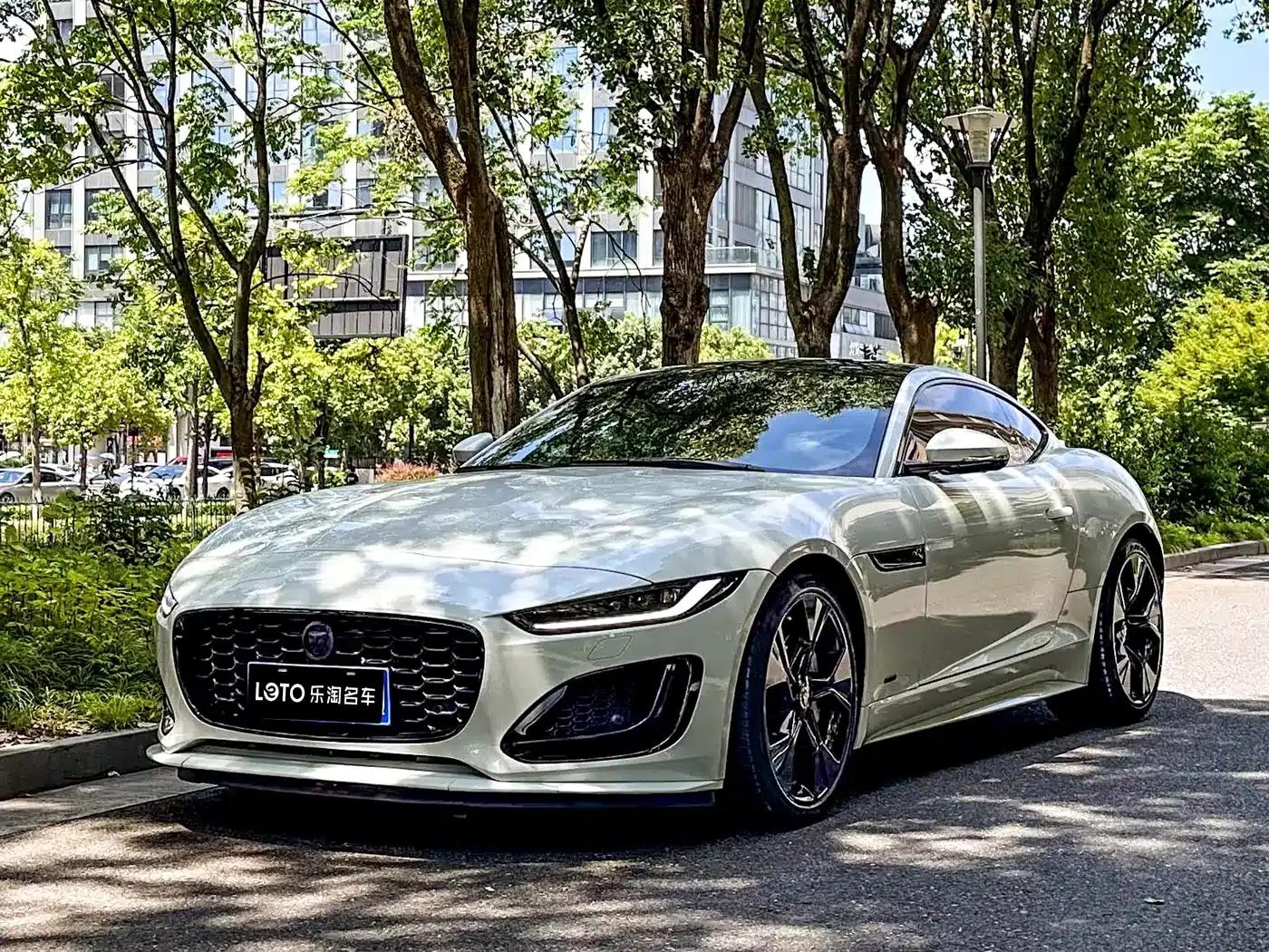 Jaguar F-TYPE 2024 P300 75th Anniversary Edition Hardtop — миниатюра 1