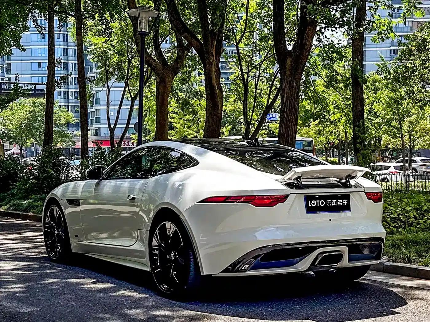 Jaguar F-TYPE 2024 P300 75th Anniversary Edition Hardtop — миниатюра 4