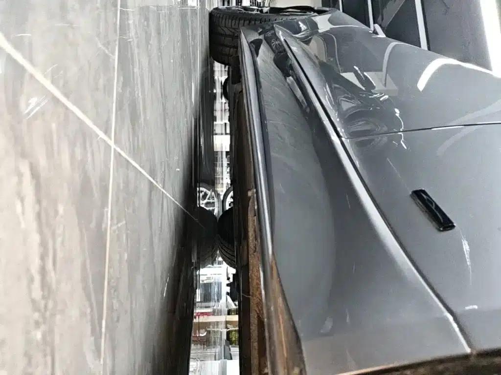 Jaguar F-TYPE 2024 P300 75th Anniversary Edition Hardtop — миниатюра 21