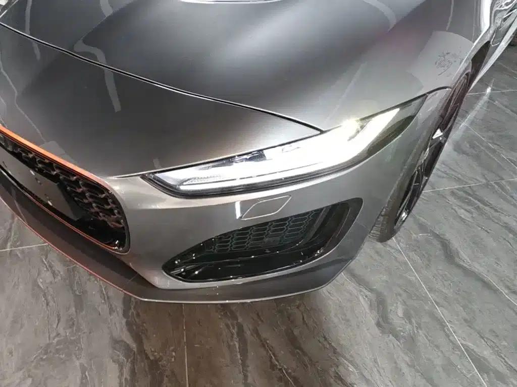 Jaguar F-TYPE 2024 P300 75th Anniversary Edition Hardtop — миниатюра 24