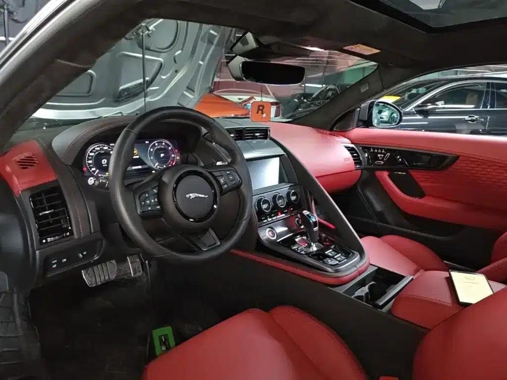 Jaguar F-TYPE 2024 P300 75th Anniversary Edition Hardtop — миниатюра 10