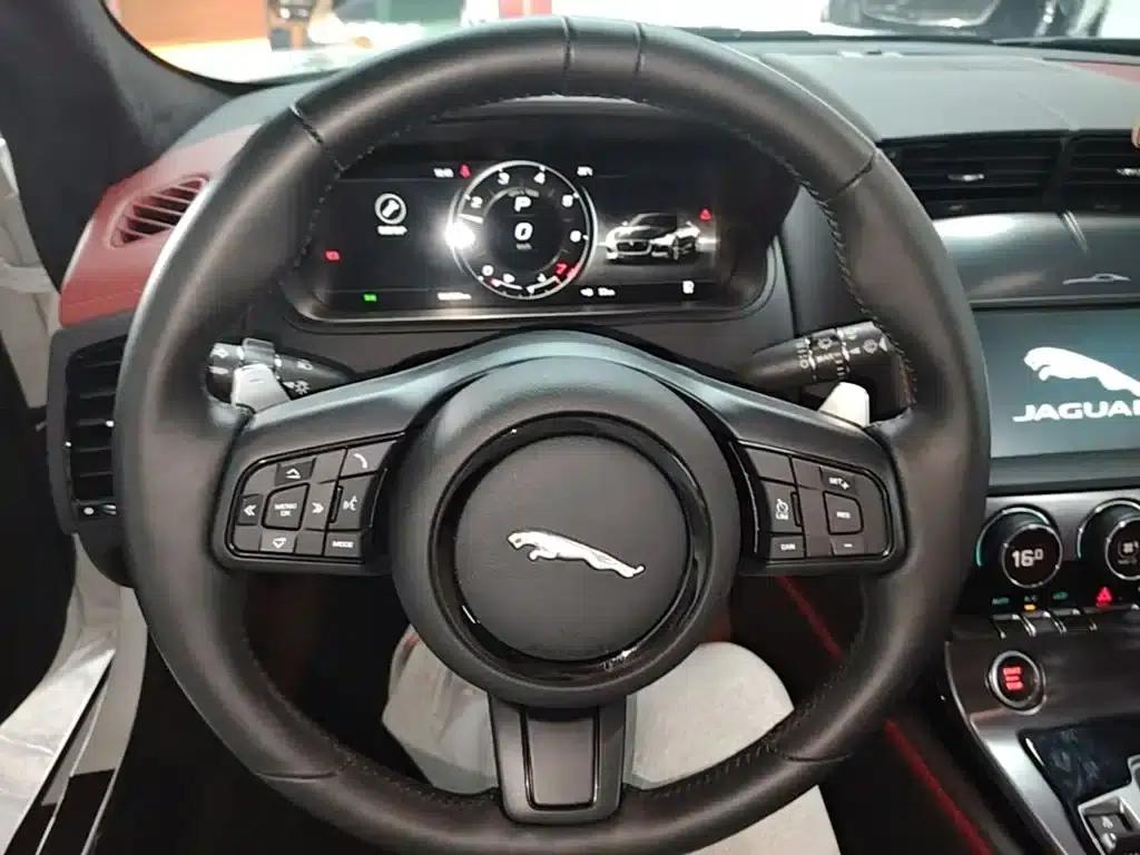Jaguar F-TYPE 2024 P300 75th Anniversary Edition Convertible — миниатюра 11