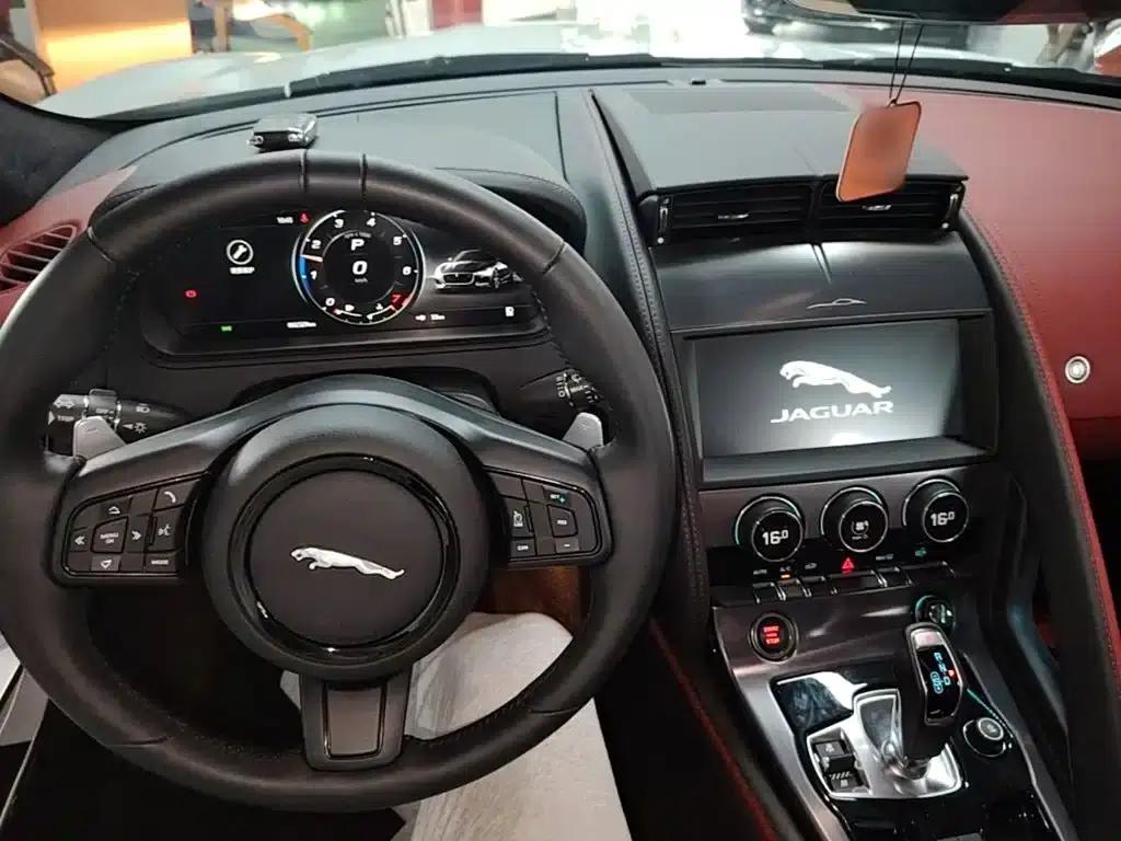 Jaguar F-TYPE 2024 P300 75th Anniversary Edition Convertible — миниатюра 10