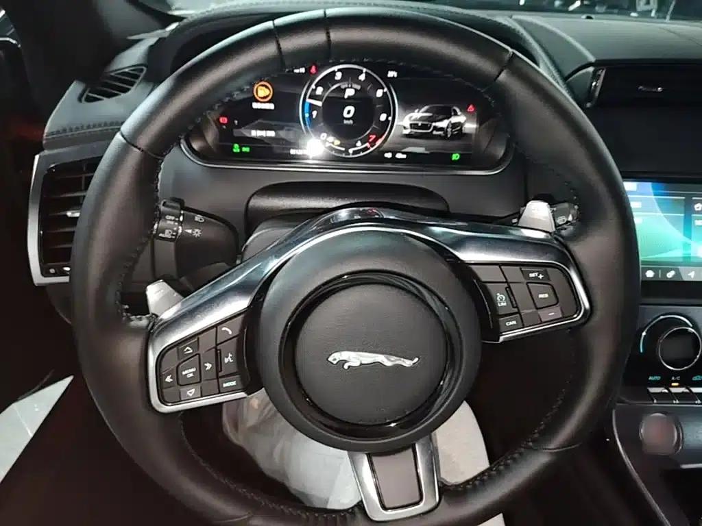 2021 Jaguar F-TYPE P300 Rear-Wheel Drive Hardtop — миниатюра 11