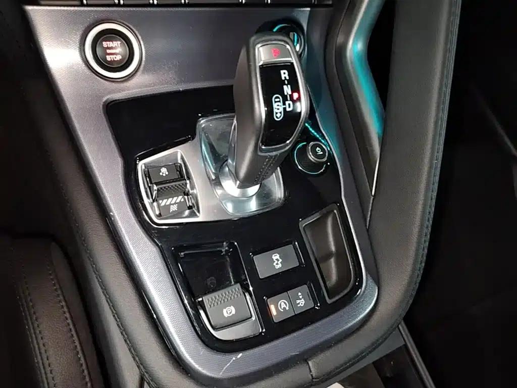 2021 Jaguar F-TYPE P300 Rear-Wheel Drive Hardtop — миниатюра 14