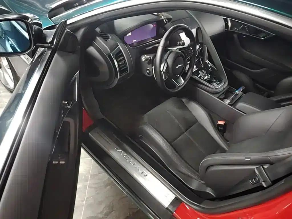 2021 Jaguar F-TYPE P300 Rear-Wheel Drive Hardtop — миниатюра 16