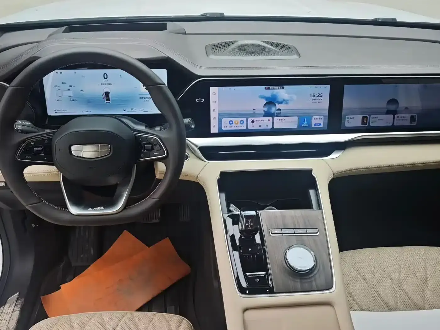 Geely Xingyue L 2025 Oriental Radiance 2.0TD Automatic Star Edition — миниатюра 4