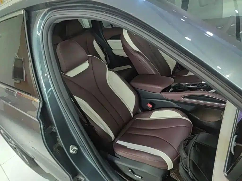 Geely Xingyue L 2024 2.0TD High-Power Automatic Two-Wheel Drive Cloud Edition — миниатюра 25