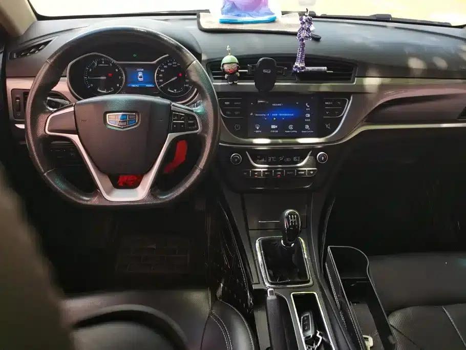 Geely Emgrand 2017 Hatchback RS Million Edition 1.5L Manual Upgrade Version — миниатюра 12