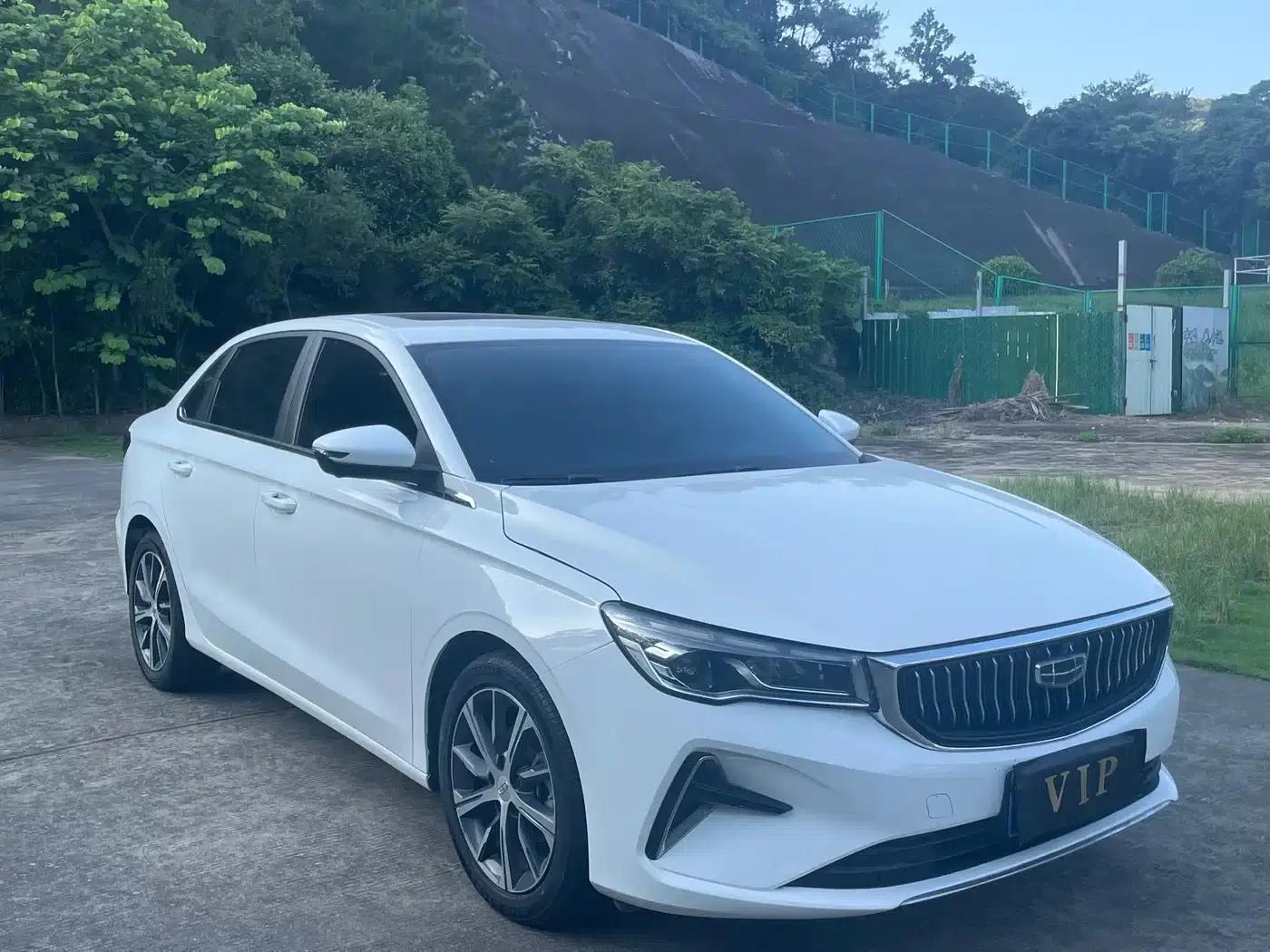 Geely Emgrand 2023 4th Generation Champion Edition 1.5L CVT Flagship Model — миниатюра 3