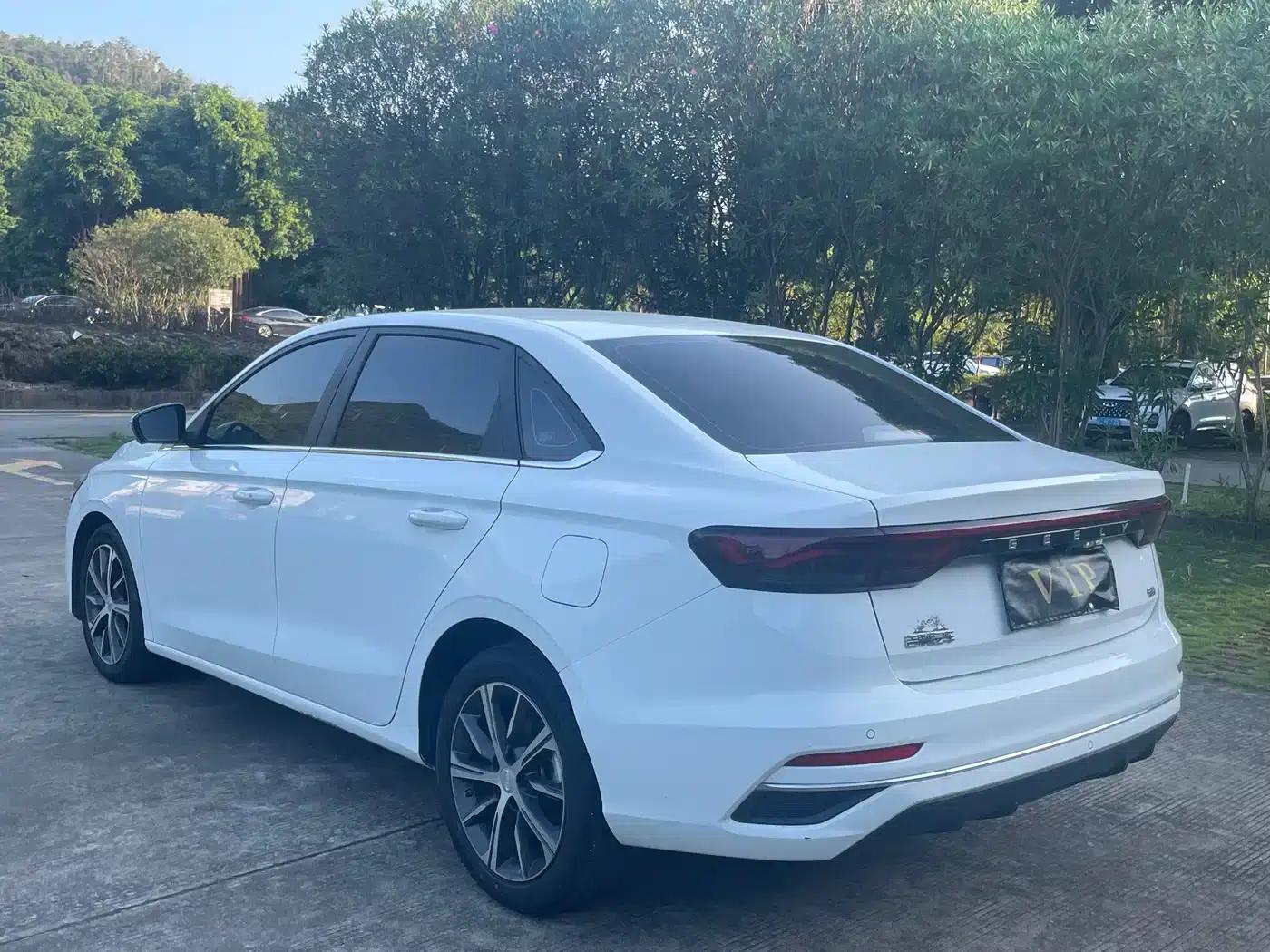 Geely Emgrand 2023 4th Generation Champion Edition 1.5L CVT Flagship Model — миниатюра 5