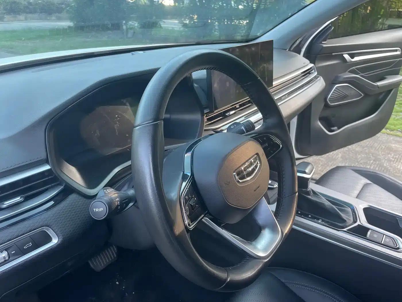 Geely Emgrand 2023 4th Generation Champion Edition 1.5L CVT Flagship Model — миниатюра 10