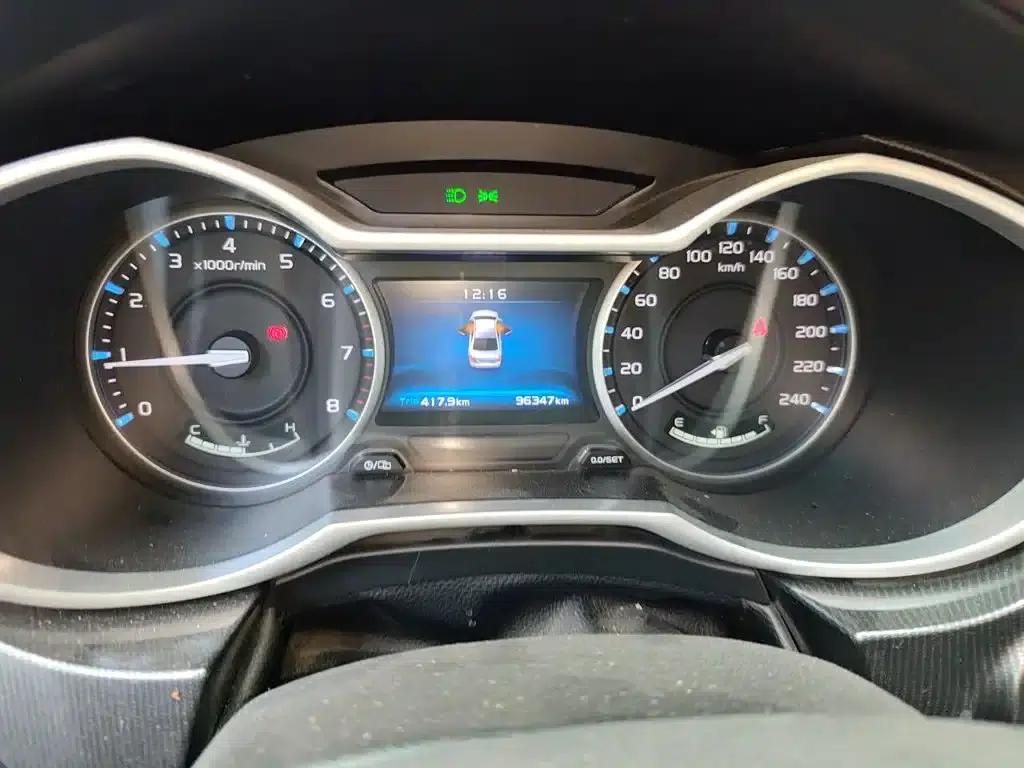 Geely Emgrand 2017 Sedan Million Edition 1.5L Manual Upgrade Version — миниатюра 13