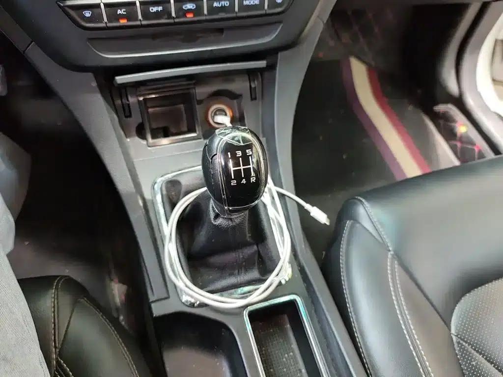 Geely Emgrand 2017 Sedan Million Edition 1.5L Manual Upgrade Version — миниатюра 15