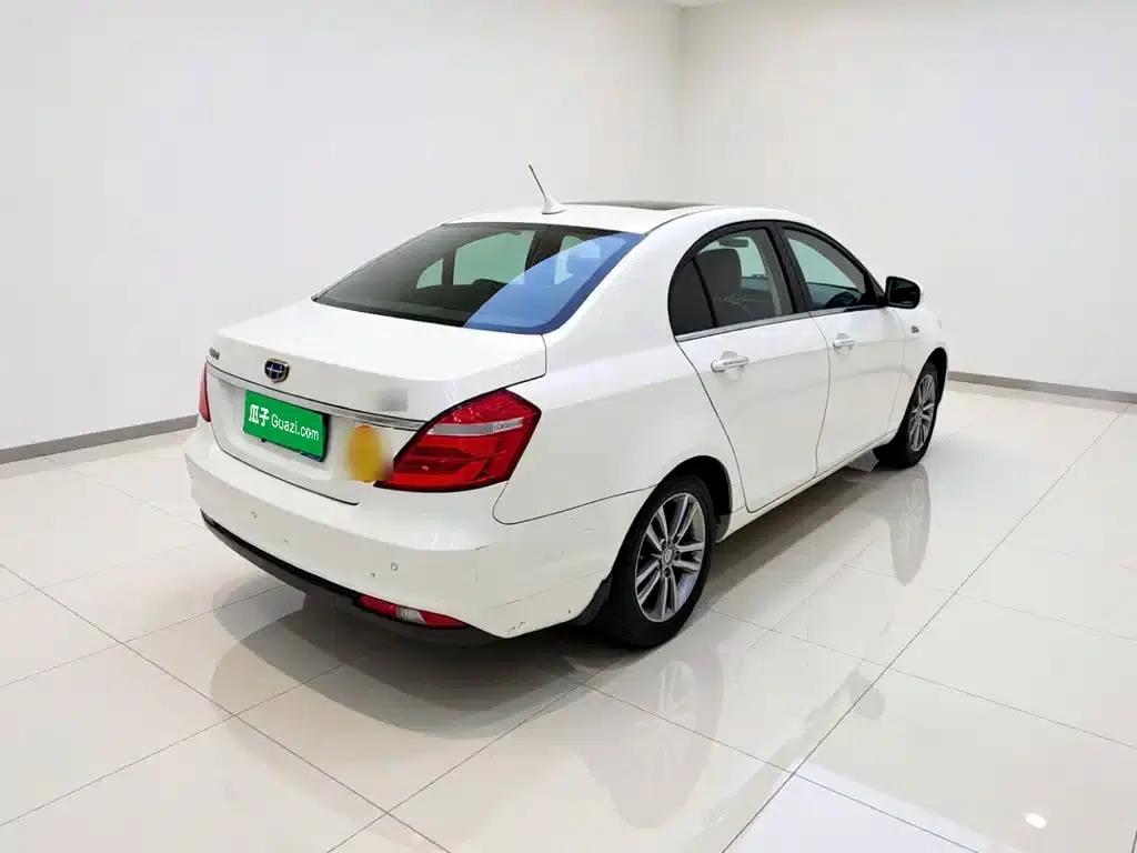 Geely Emgrand 2017 Sedan Million Edition 1.5L Manual Upgrade Version — миниатюра 6